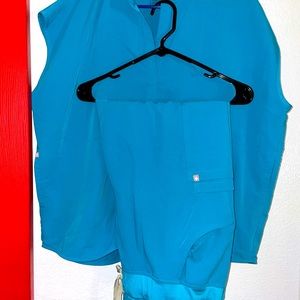 FIGS, XL Kade Cargo bottoms, limited edition